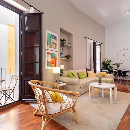 Abades Giralda Deluxe By Valcambre *